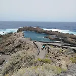 ホームステイ Casa Ecologica, Autosuficiente Con Off Grid En Lomo Blanco, Dentro De Casa Rodeada De Naturaleza San Juan de la Rambla