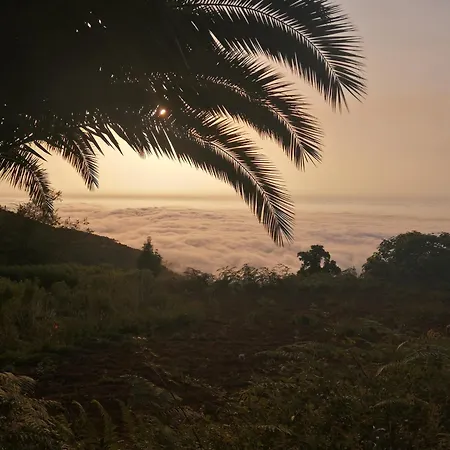 Casa Ecologica, Autosuficiente Con Off Grid En Lomo Blanco, Dentro De Casa Rodeada De Naturaleza