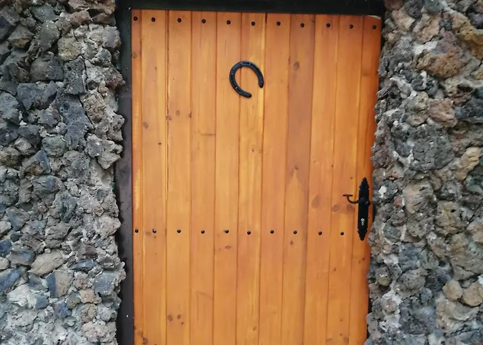 منزل للإقامة Casa Ecologica, Autosuficiente Con Off Grid En Lomo Blanco, Dentro De Casa Rodeada De Naturaleza *