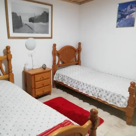 Δωμάτια σε οικογενειακή κατοικία Casa Ecologica, Autosuficiente Con Off Grid En Lomo Blanco, Dentro De Casa Rodeada De Naturaleza